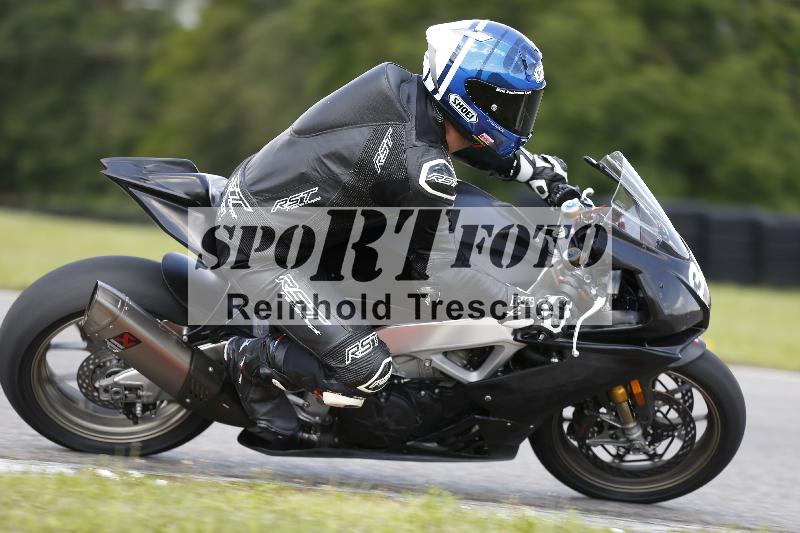 /Archiv-2024/29 12.06.2024 MOTO.CH Track Day ADR/Gruppe rot/39